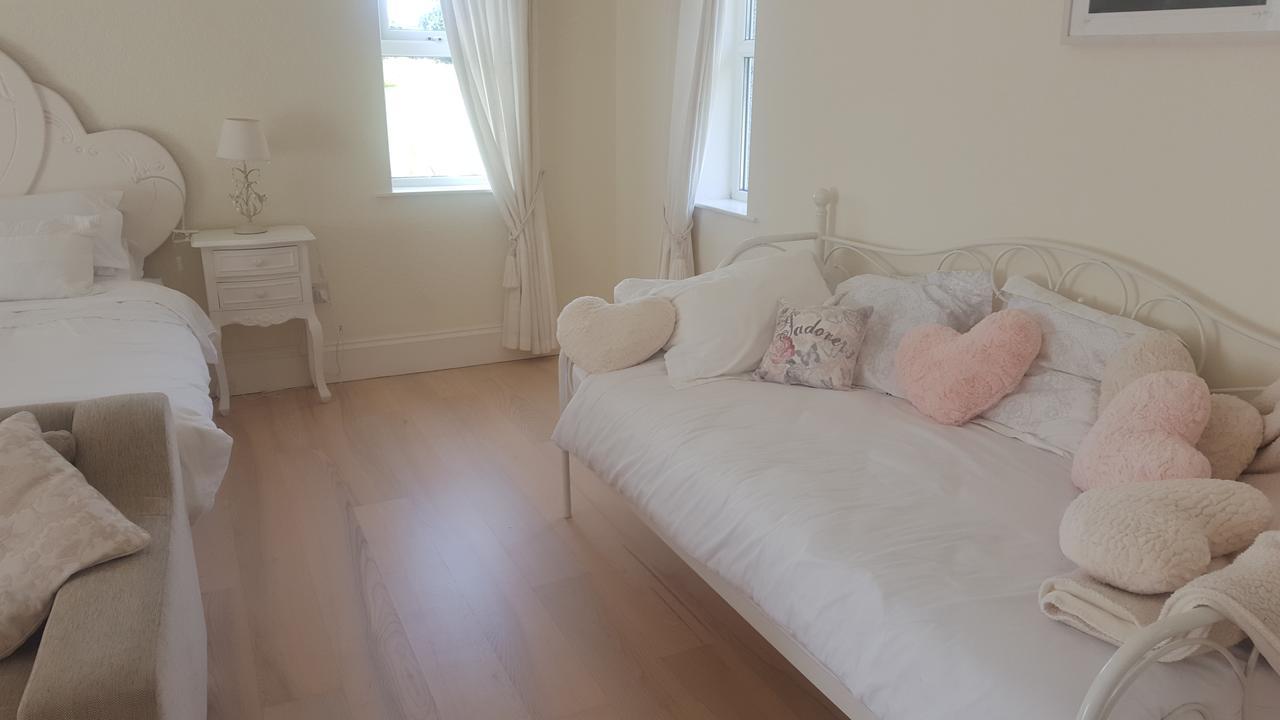 Stabannan Deeside Manor B&B 외부 사진